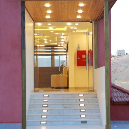 Petra Brothers Hotel