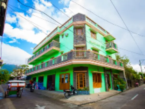 Midtown Inn - Batanes バタネスのホテル