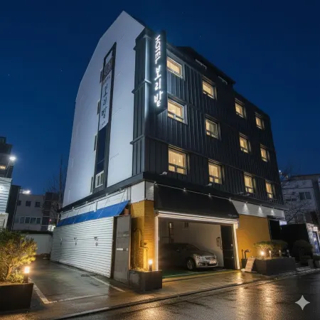 Hotel Azure