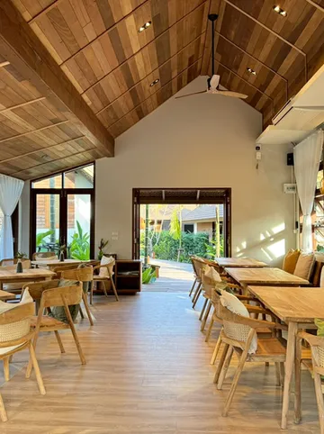 รูปภาพของบ้านริมน้ำ พนาวานา