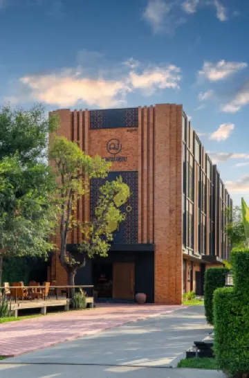 โรงแรม ณ สุโขทัย