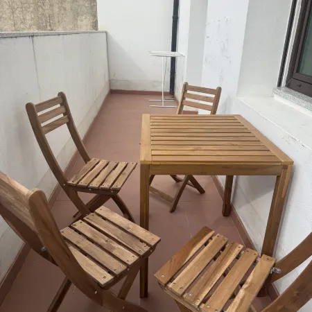 Central Porto 4BR apartment in Porto City center 2MIN METRO and WALK Aliados