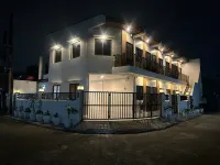 Casa Leveria Unit 7 w/ Balcony (Inquire Parking Availability)