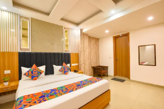 RECONNECT SUITES Hotel a 