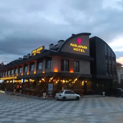 Parla Park Otel Отели рядом с достопримечательностью «Selcuk University Campus Alaaddin Keykubat»