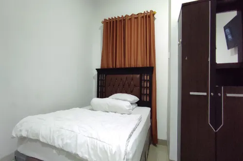 Hotel O Setia Budi Guest House 1