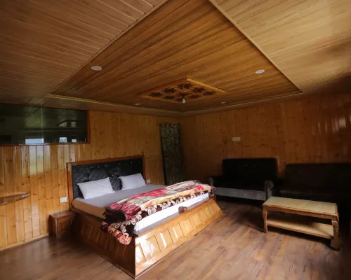 Himalayan Herbal Resorts Hotels in Ganderbal