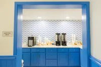 Surf Side Hotel - breakfast