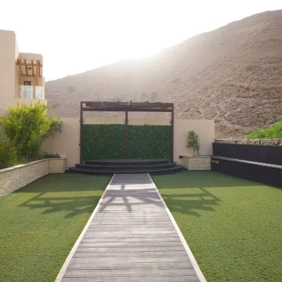 Al Zaha Villa Muscat Bay Отели рядом с достопримечательностью «Форт Мутрах»