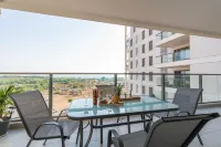 Modern Comfort Escape by Sea N' Rent Các khách sạn ở Elon