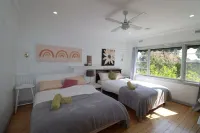 Timeless Allure near Train station and Costco Hotels in Ringwood