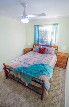 Chillout in Manilla: Relaxing Stay! Book Direct"