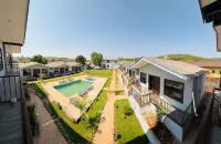 Lampost Boutique Hotel - Pools