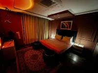 Mici hotel & apartments in Gold crest mall