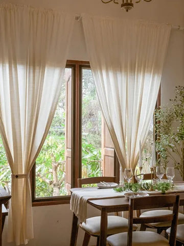 รูปภาพของเจมส์โตน ริเวอไซด์ จันทบุรี