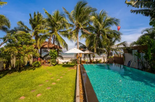Baan SanSuk Pranburi - Beach Front & Pool Villa