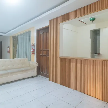 RedDoorz @ FCCG GoldMoon Boutique Hotel