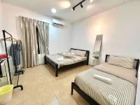 1051 A'Famosa Bungalow Private Garden Stage by SUMMERWOOD - 4-Star