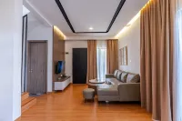 Kyzen - Modern 4BR Family Home w/ Private Garden - New
