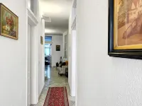 Large apartment - Central - For 10 guests - Holiday Apartments