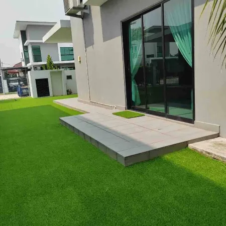 5 BEDROOMS RESIDENTIAL HOME WITH FREE WIFI