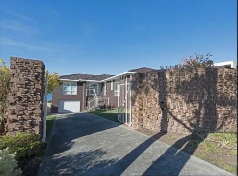 Hobart Bay Sunrise House--Rare Aurora Viewing Opportunities