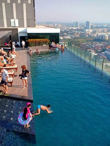 รูปภาพของThe base central pattaya