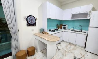 Yilan Heguang Residence