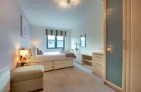Stephenson Sleepers Apartments - By Week2Week