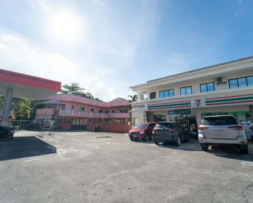 A TRAVELLER'S INN Hotels in Daraga