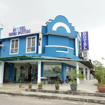 Hotel Shri Putiri Hotels near Masjid Taman Tanjung Puteri Resort