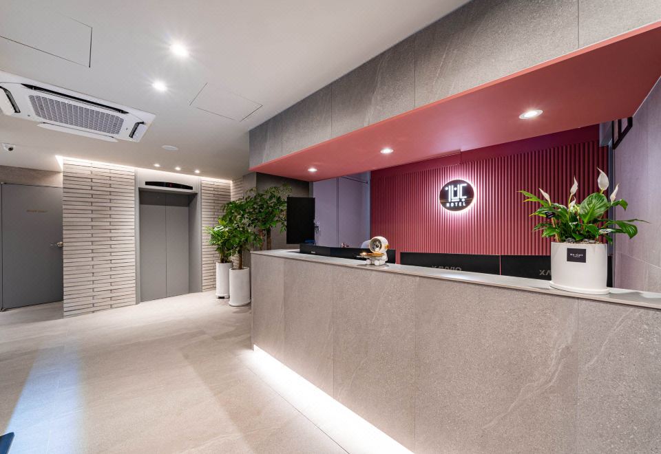 2. 용인호텔 이쁘다..