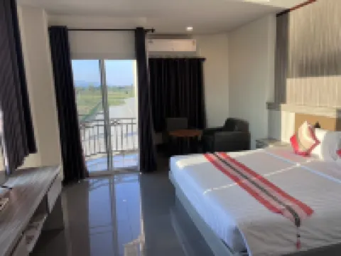 โรงแรมเชียงรายแอร์พอร์ตโฮเทล