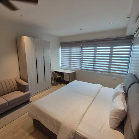 Stylish studio@glugor #1723