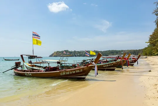รูปภาพของComfy Condo With Nice Mountain View at Rawai Beach