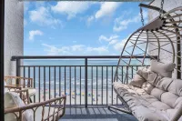 All New Seafront Condo with Lazy River -  Ferienwohnungen