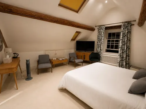 Cotswolds Residence En-Suite No. 5 - ที่มีที่จอดรถ