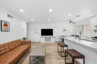 罗兰岗夜市广场两房一卫独立公寓 Hotel a Rowland Heights