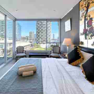 Lux Docklands District 3-level TH *FreeParking Others