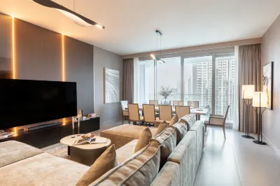 Royal 4BR | Burj Khalifa View | Dubai Mall فنادق في 