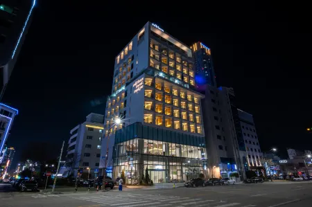 editions Hotel Отели рядом со станцией Mokpo Station