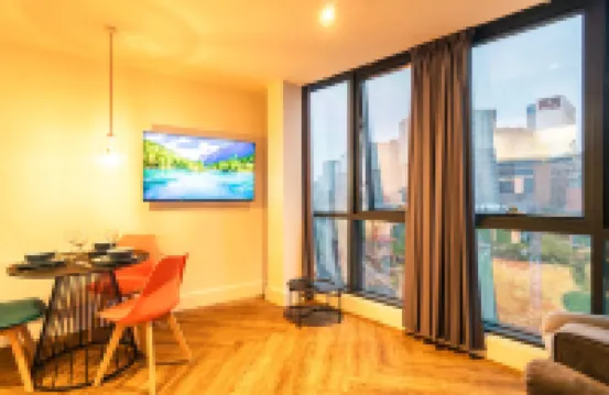 Stunning 2 & 3 Bed Apartments in Central Manchester with Security