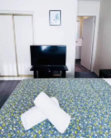 Merivale Court Large Studio-Unit 3