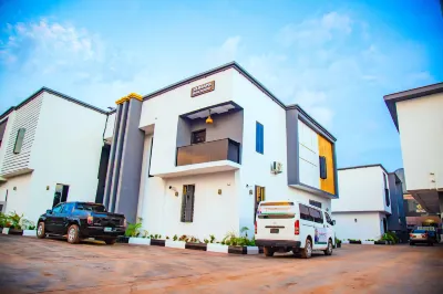 祖巴尼飯店及套房 住宿飯店