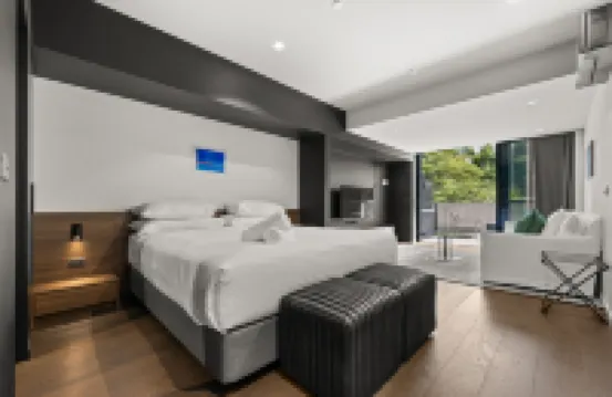 Bright Studio in Braddon with Parking