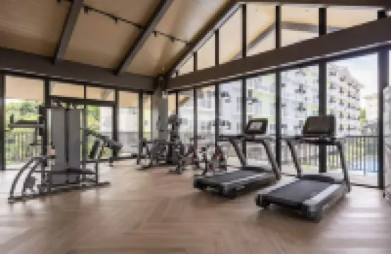 Amani by Hernz l With Balcony l Pool View l Rentals l Staycations l Airport