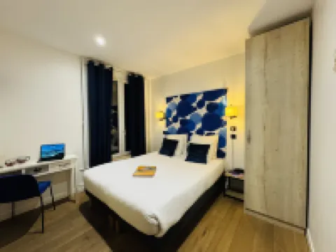 โรงแรมอามิรัล