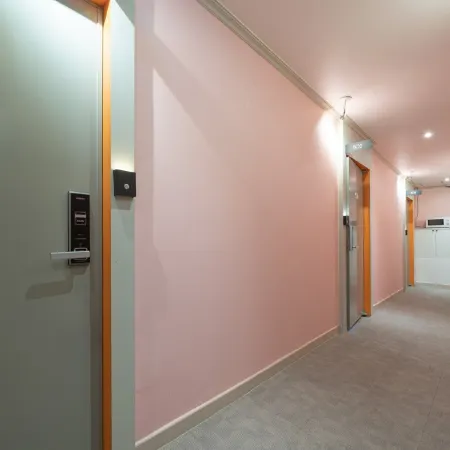 Uiwang Hotel Nine