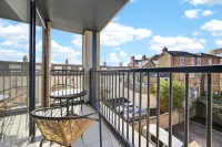 Stunning 2BR Apartment Cardiff Bay with Balcony