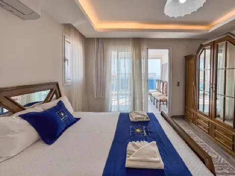 Villa Zeytin- Private Pool and Fireplace のホテル